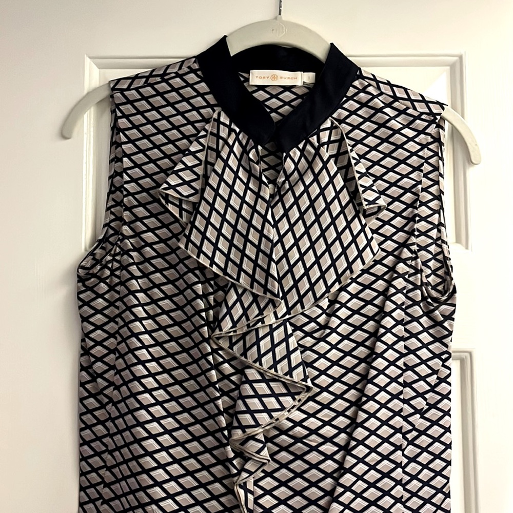 Tory Burch top size 2